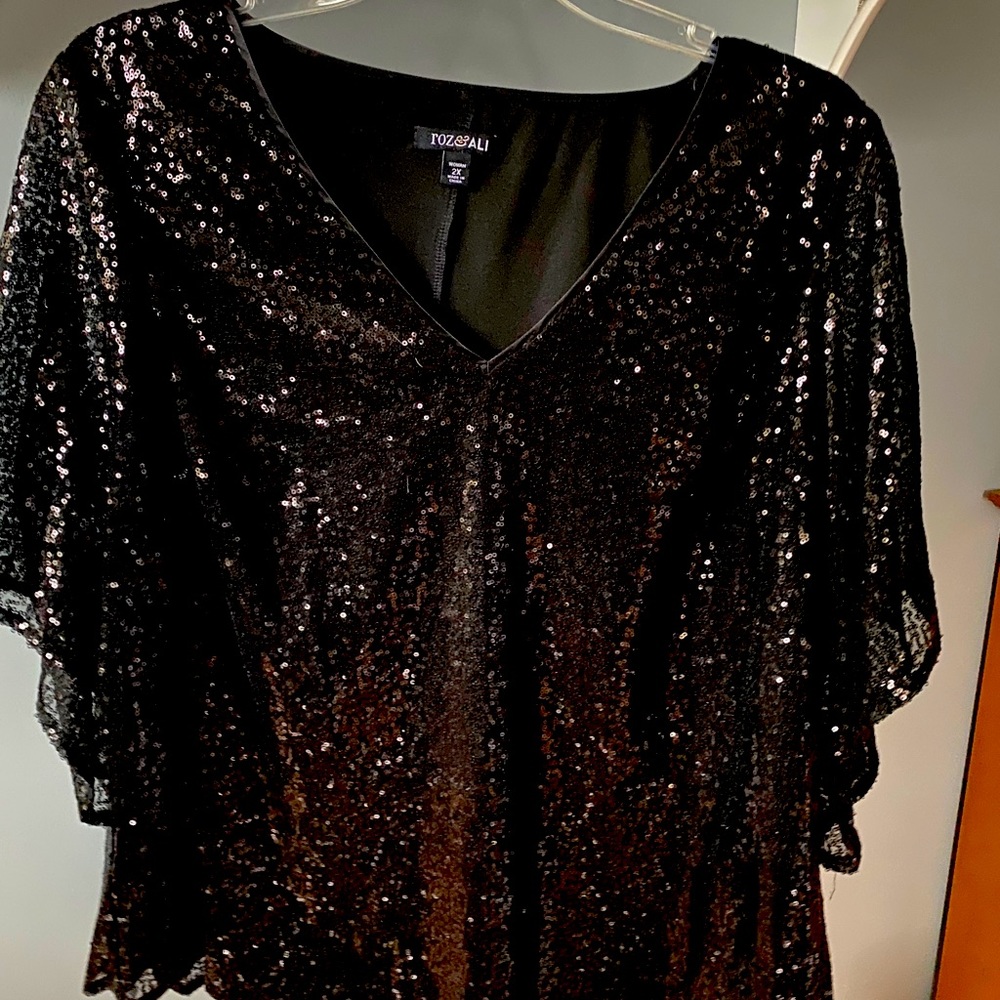 Black sequin 2x (18-20) worn 1x